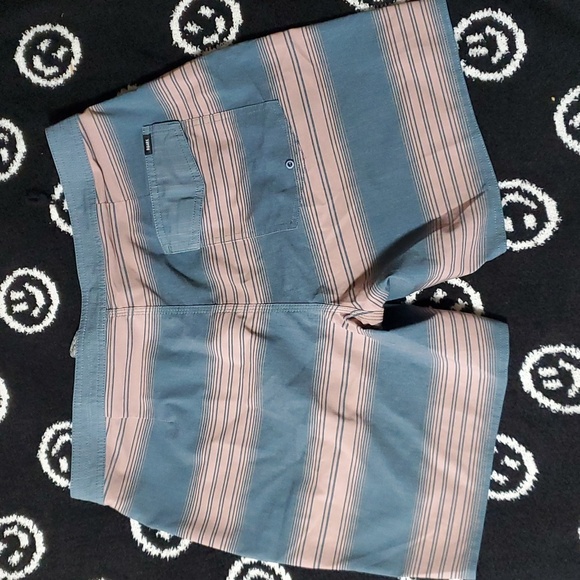 Roark board shorts - Picture 3 of 3